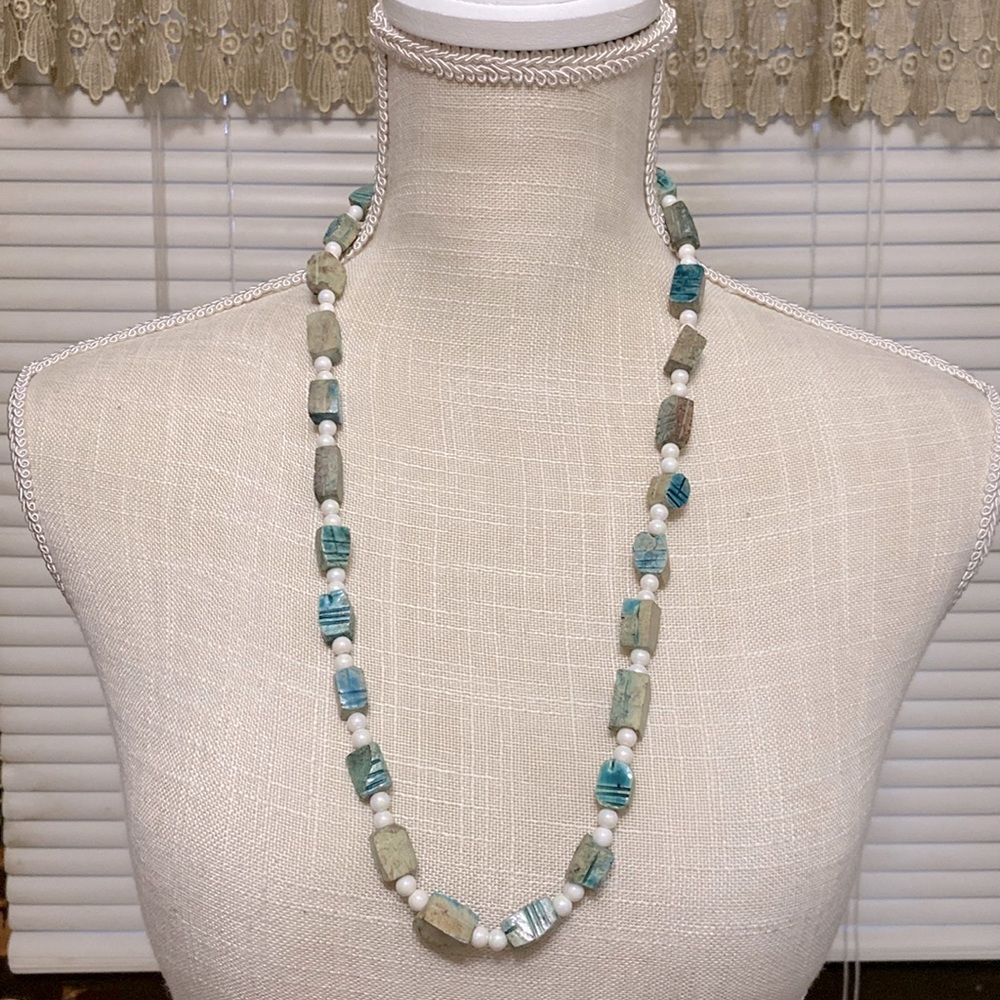 Stretch green turquoise stone gem fashion jewelry necklace / bracelet size 28”